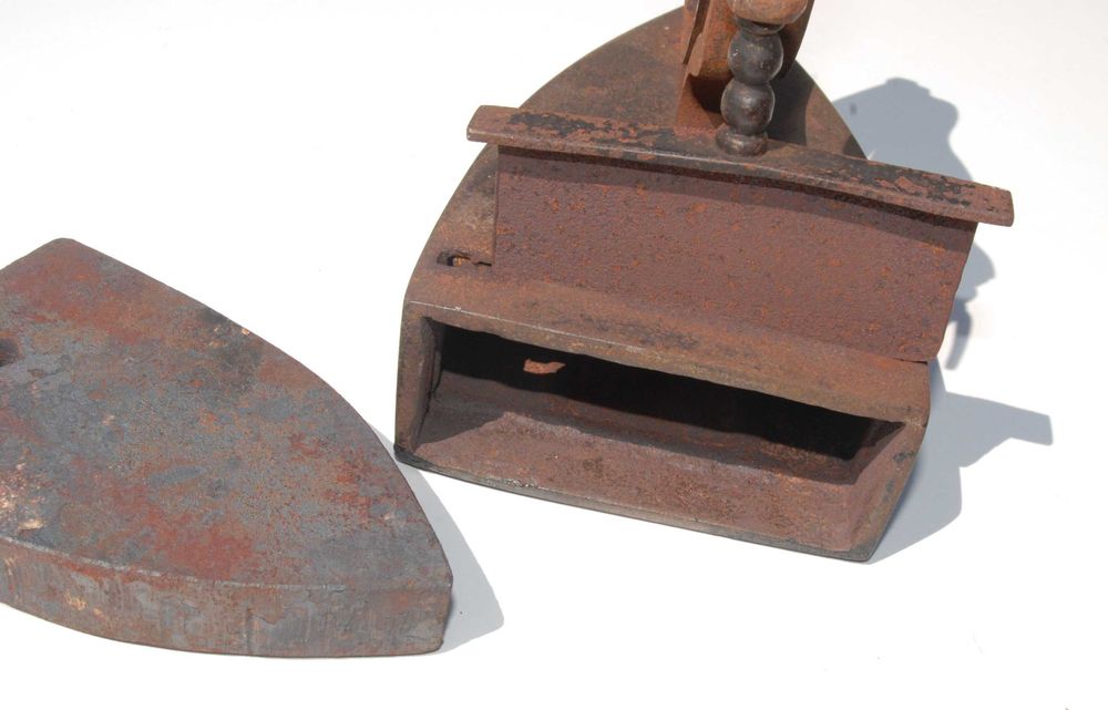 Stare żelazko przedwojenne z duszą antyk unikat kolekcjonerski zabytek