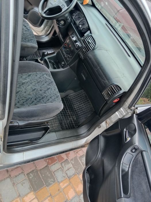 Продам авто Опель Зафіра