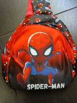 Nowa mini torebka na ramie i przez ramie, ze znaną postacią Spider-man