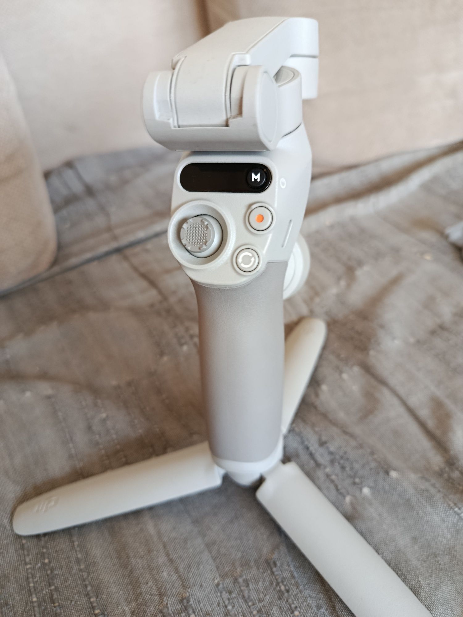DJI gimbal osmo se