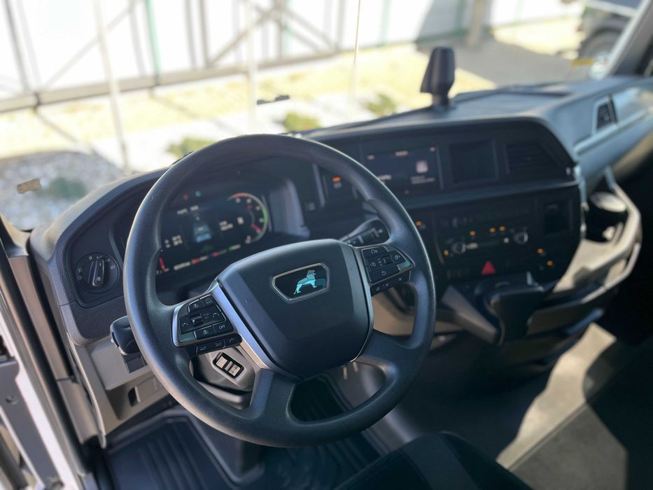 MAN TGX 26.470 6X2-4 LL BDF 2021 Промтоварний фургон-контейнер