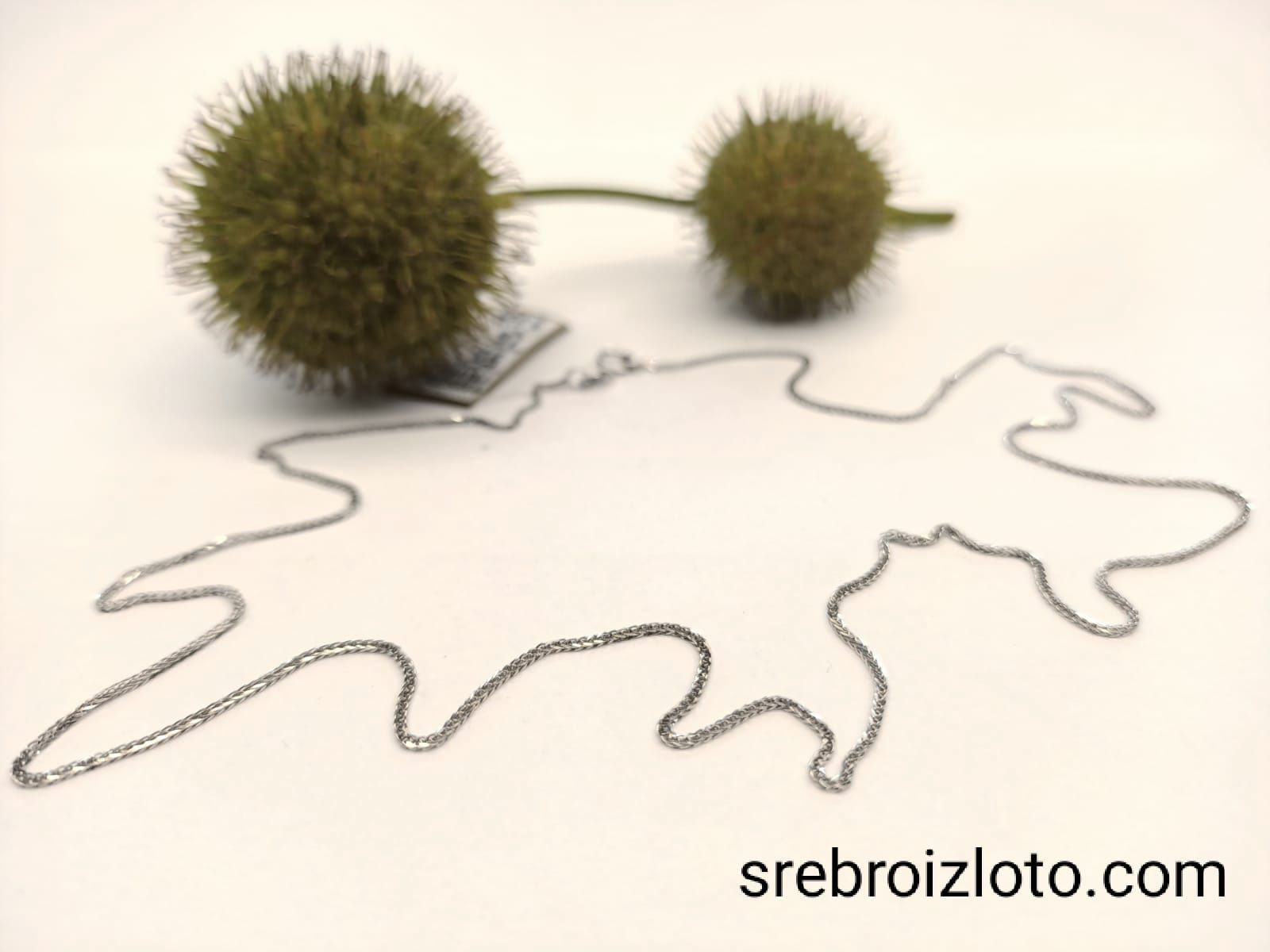 Łańcuszek z białego złota