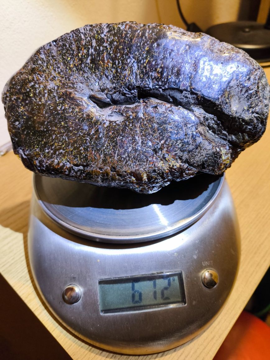 Bursztyn bryła 672 gram