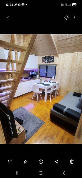 Domek caloroczny  z andresola nad pieknym jeziorem