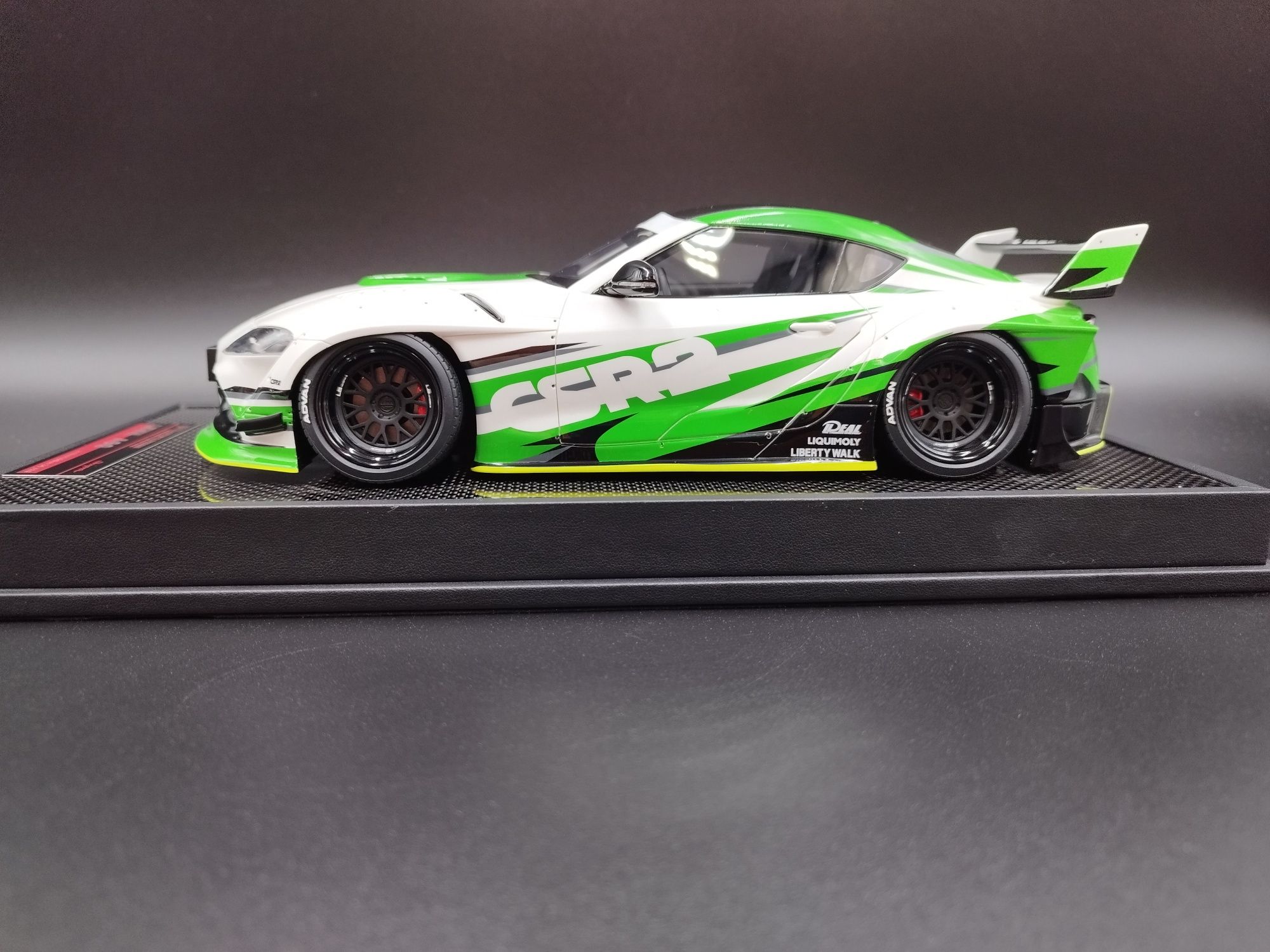 1:18 Liberty Walk + figurka  Toyota Supra A90 limit 34/50 sztuk