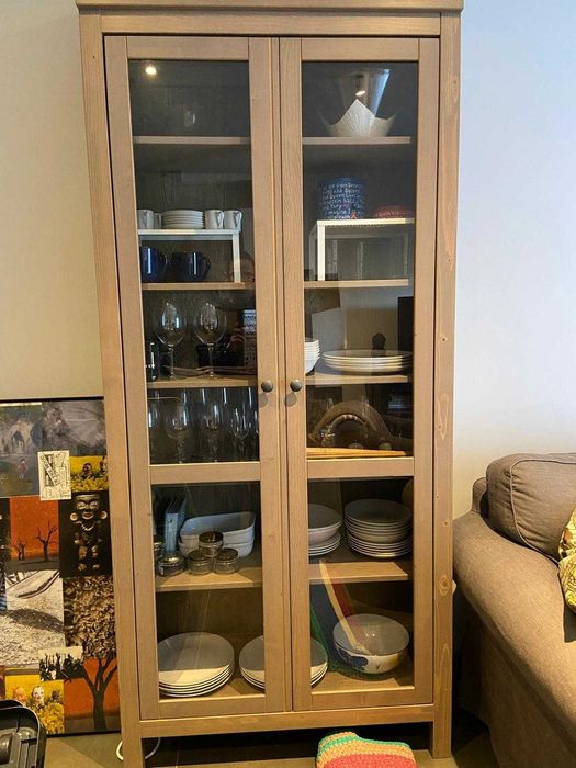 Armário alto c/ 2 portas de vidro cinza claro IKEA