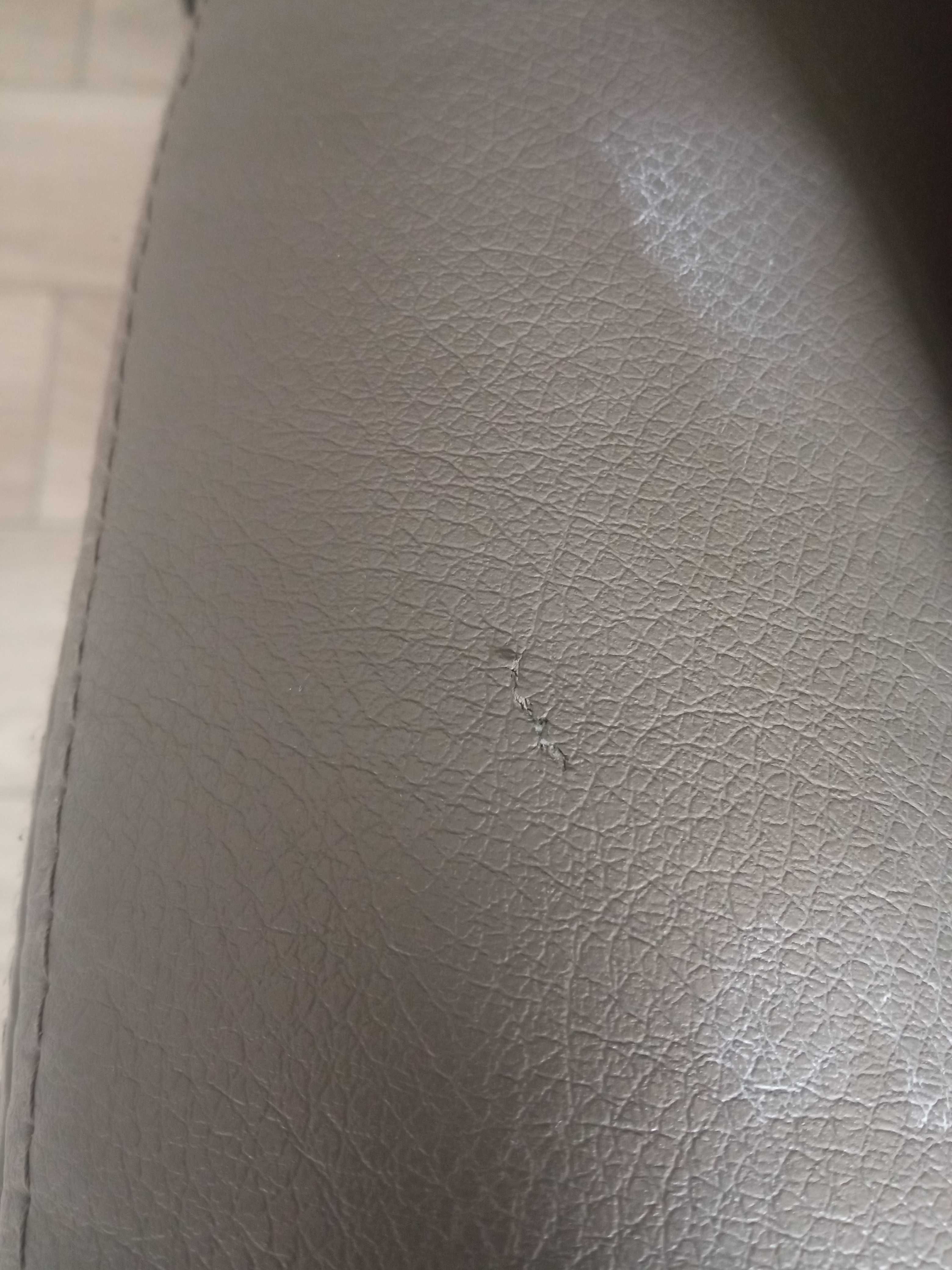 Fotel wypoczynkowy rozkładany z funkcją relaksu ekoskora