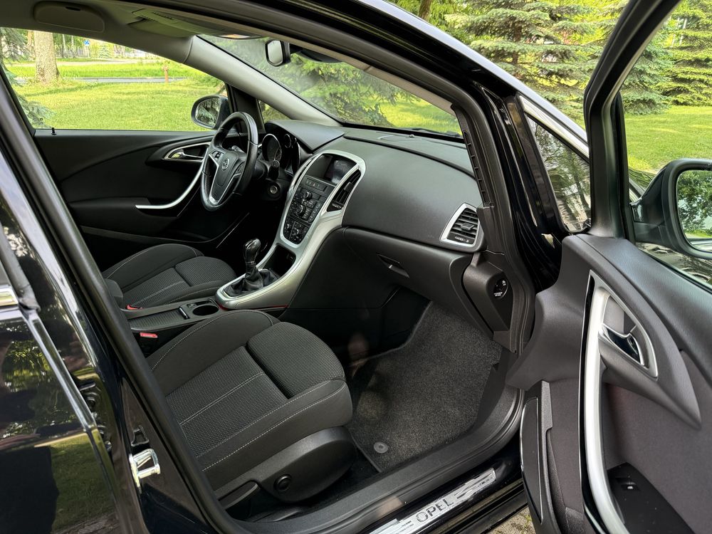 Opel Astra 1.6 benzyna 115km