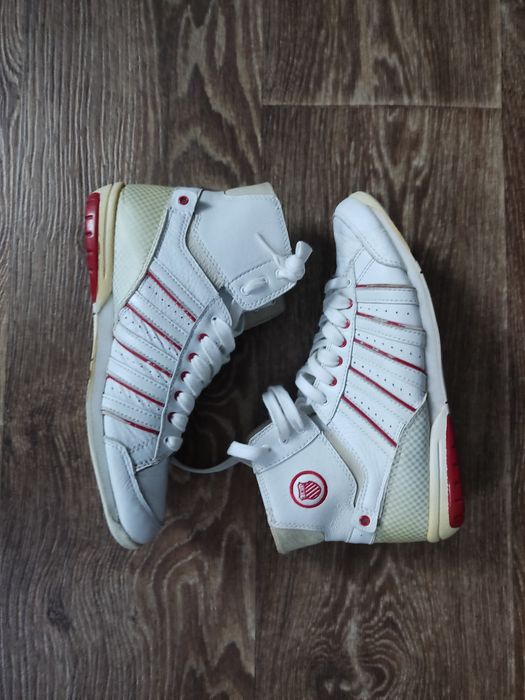 Жіночі високі шкіряні кросівки k-swiss