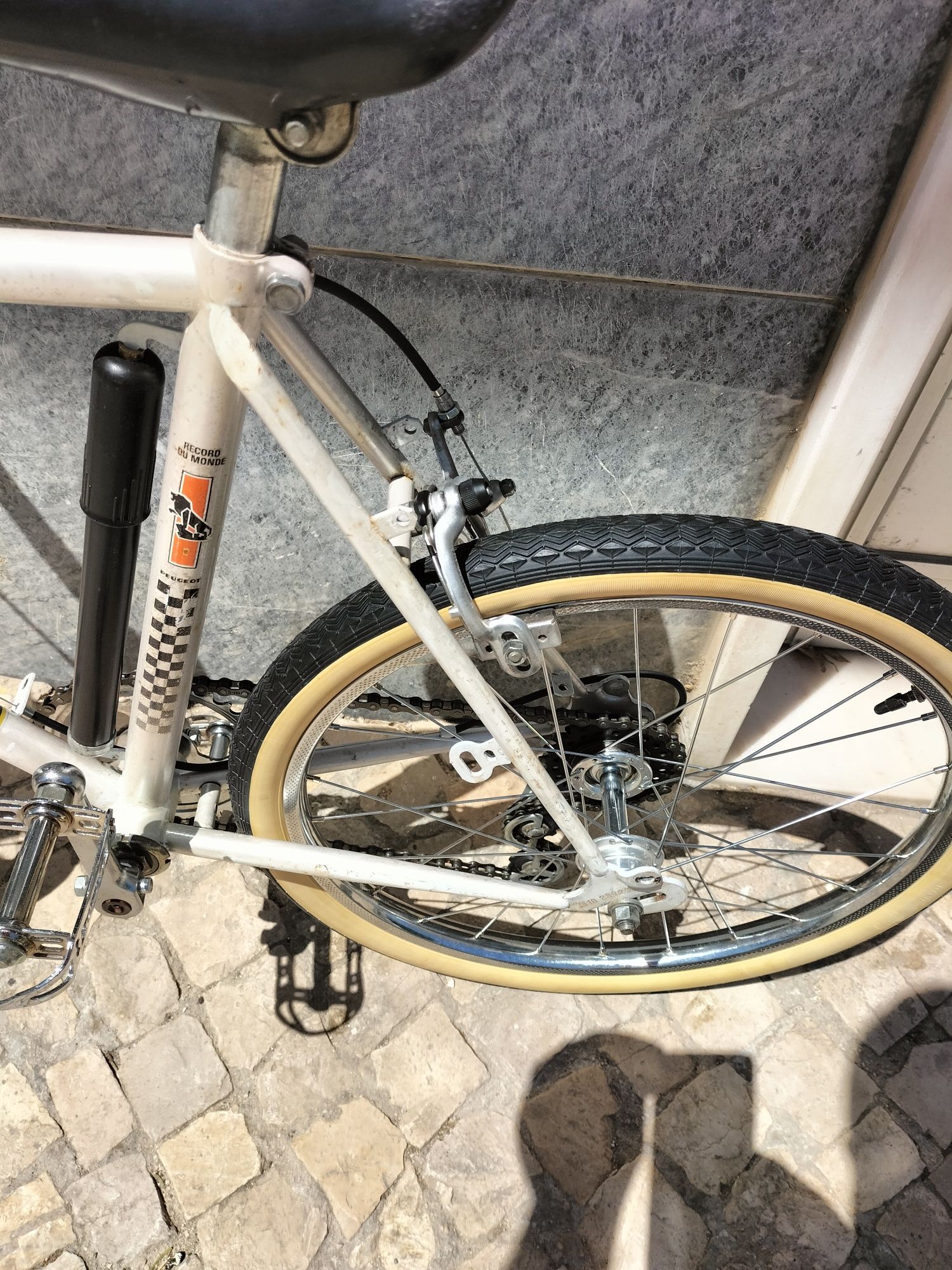 Bicicleta de estrada Peugeot de criança