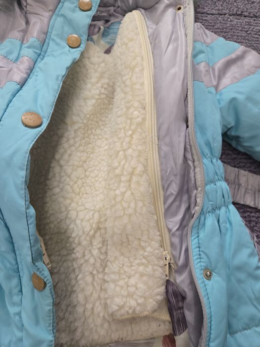 Теплий пуховик для дитини