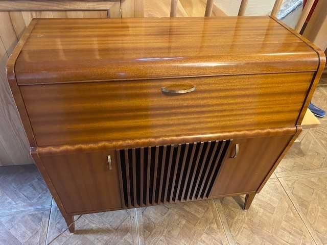 Radiola szwedzka AGA typ 266