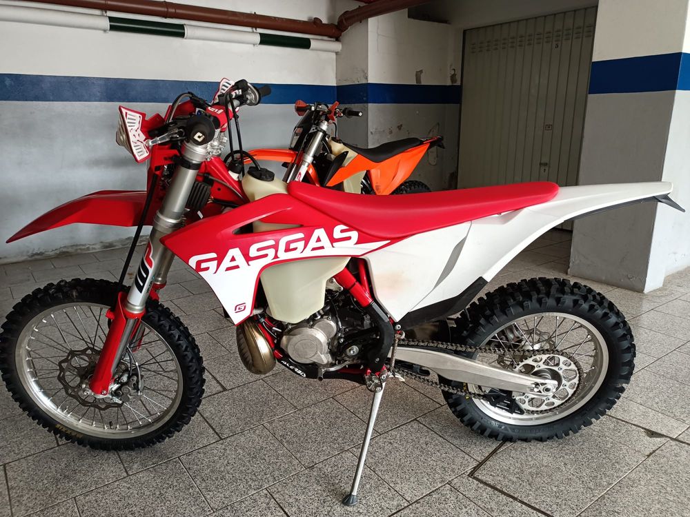 Gasgas 300 EC troco por moto 4