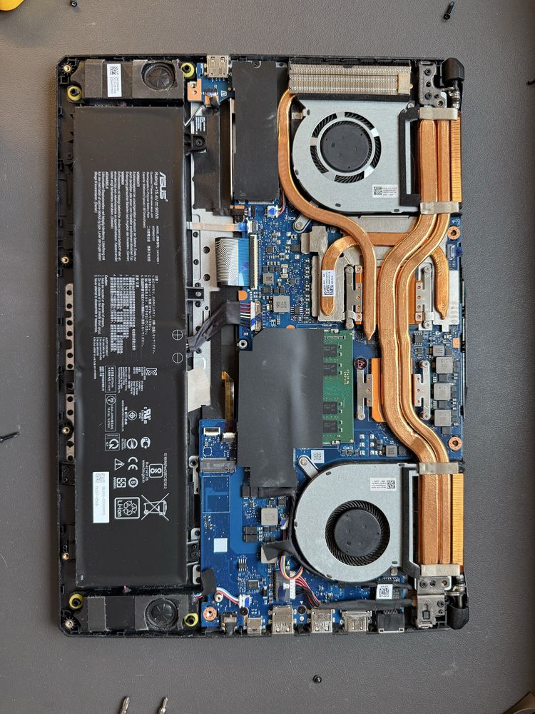 Laptop Asus TUF Gaming A15