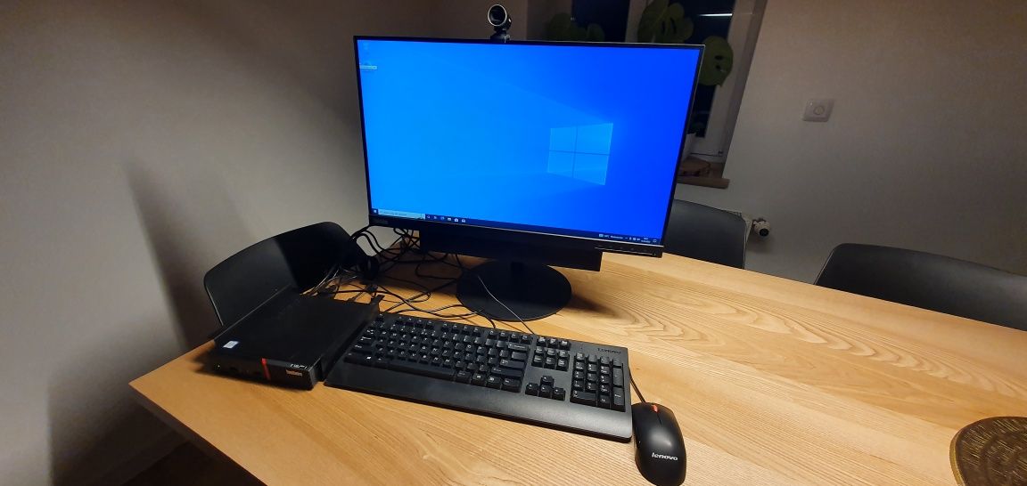 Lenovo ThinkCenter M900 i5 l, ThinkVision 24", zestaw komputerowy,