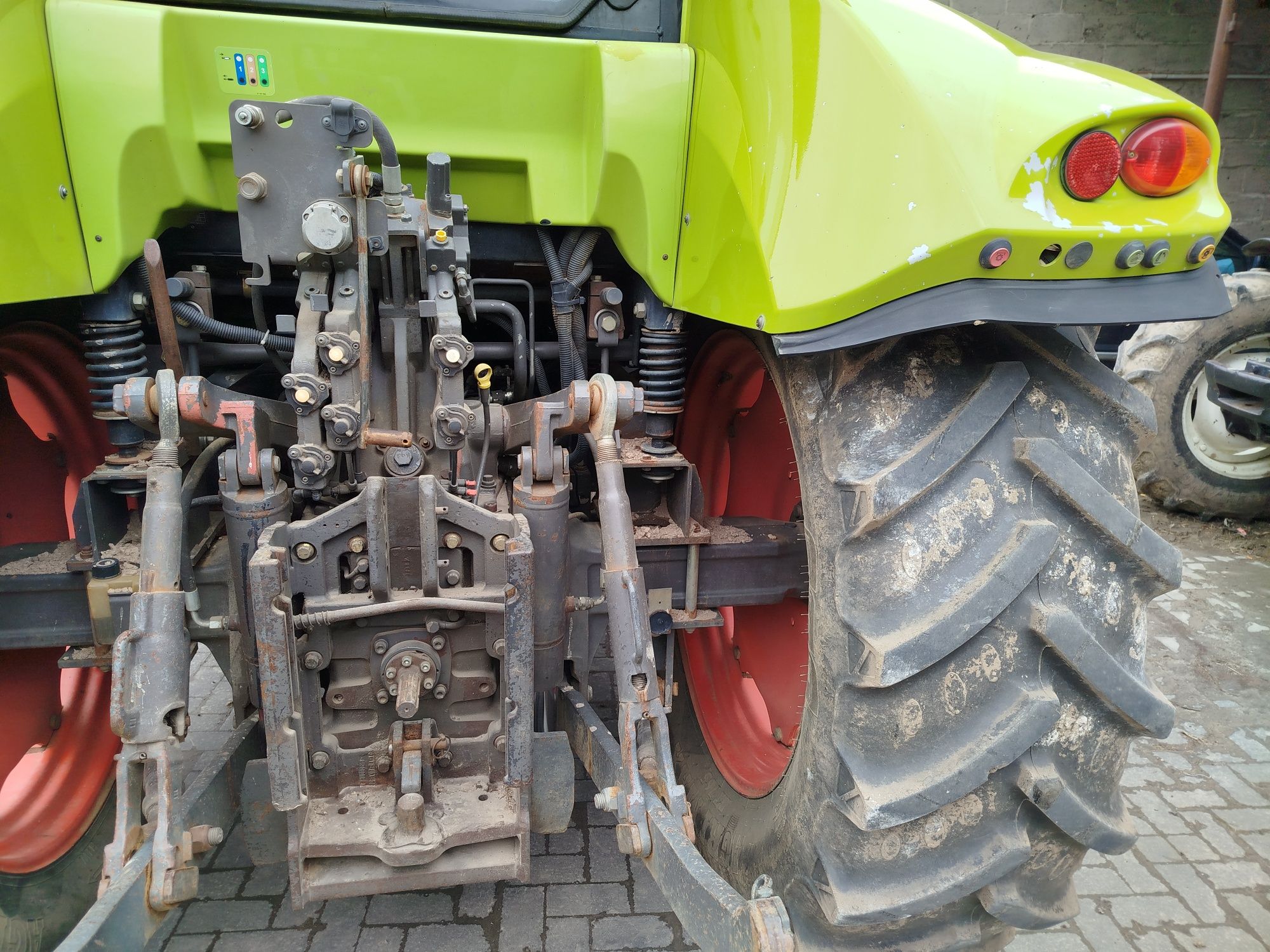 Claas Arion 510 cena Brutto case mxm 190