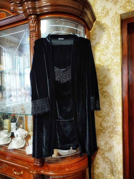 Жіноча велюрова піжама