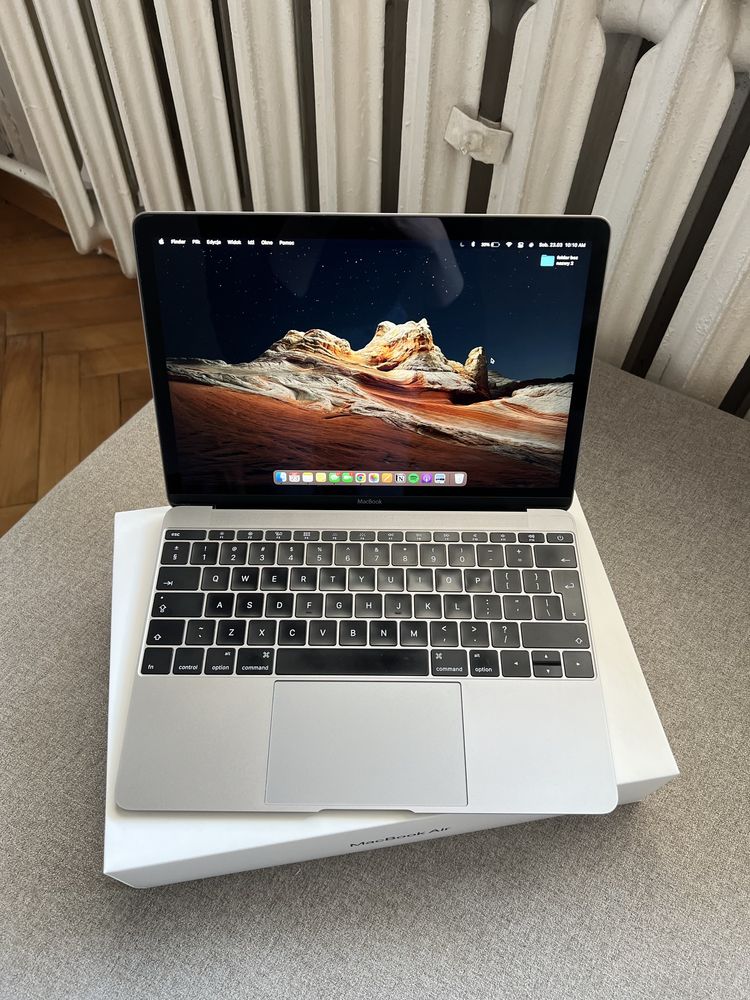 MacBook Retina 12 cali 2015 rok