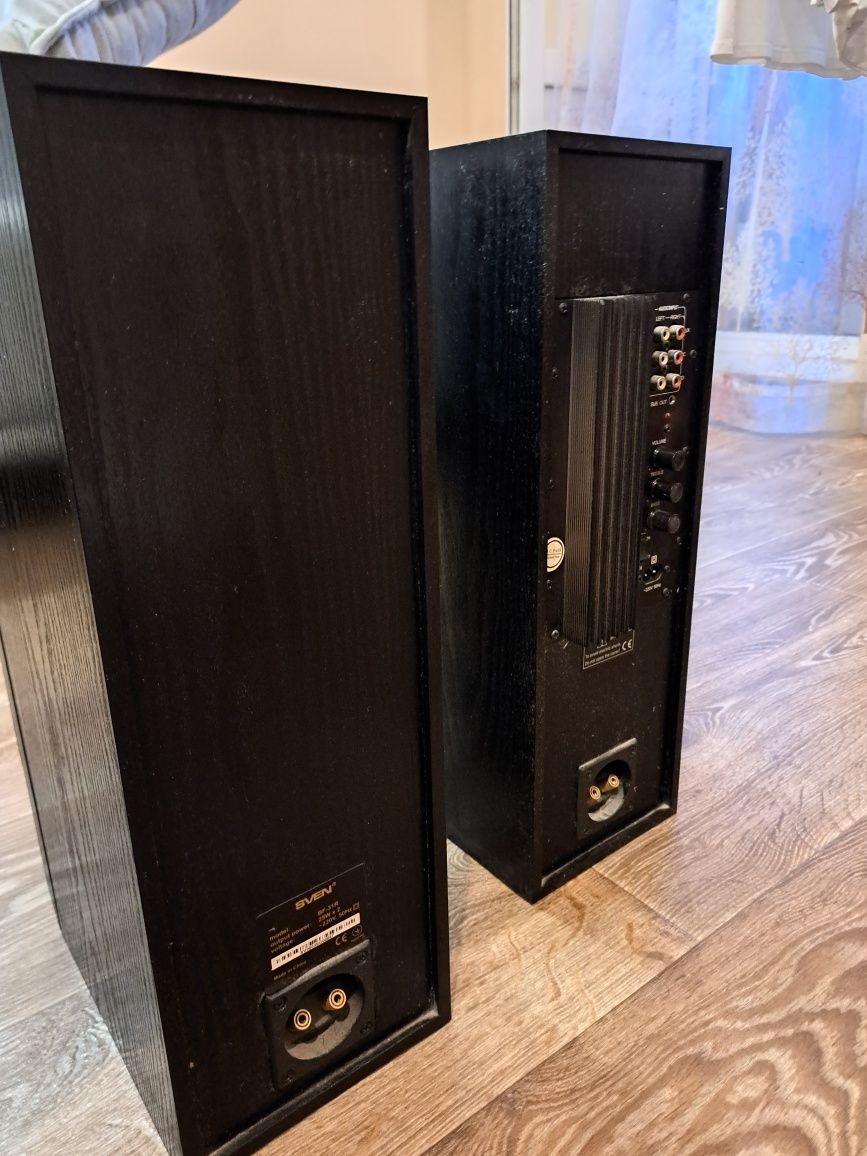 Колонки SVEN
model: BF-31R 


model:
BF-31R
output power: 25W x 2
volt