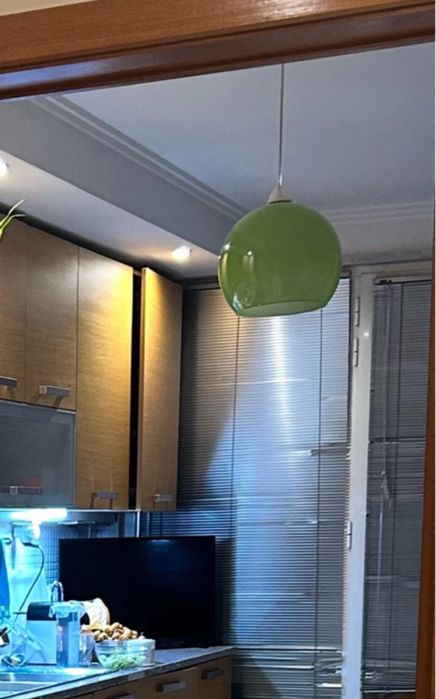 Candeeiro de cozinha em vidro verde