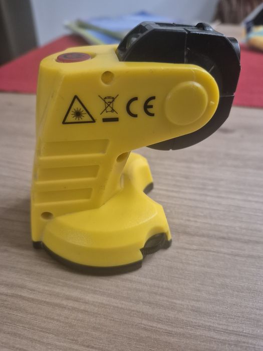 Laser krzyżowy stanley SSCL 180