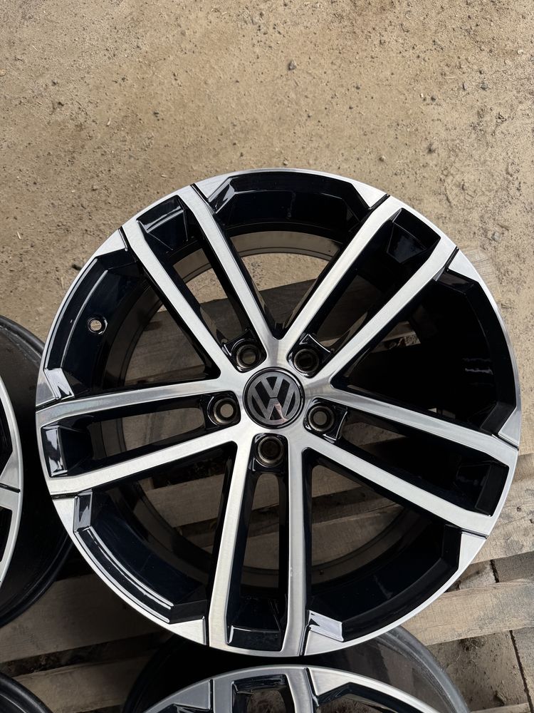 Volkswagen R18 диски оригінал