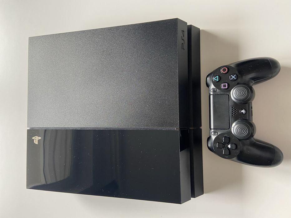Konsola PS4 FAT 500GB