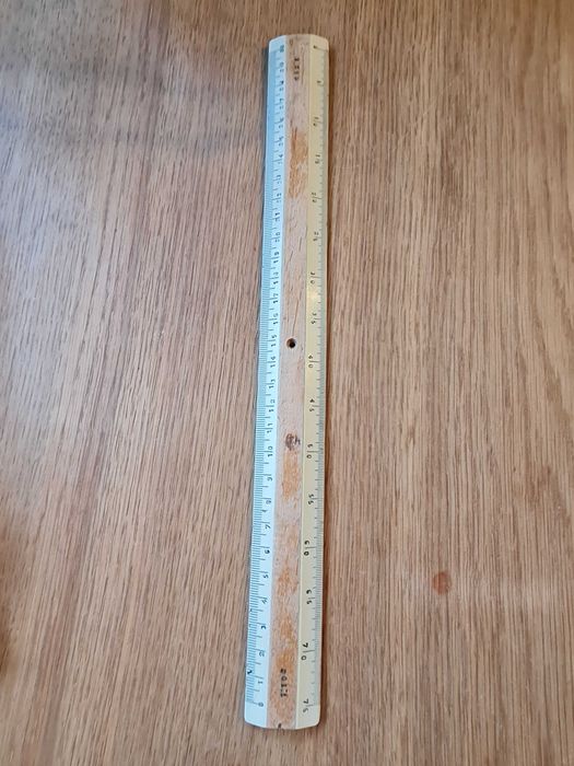 Stara drewniana linijka PRL