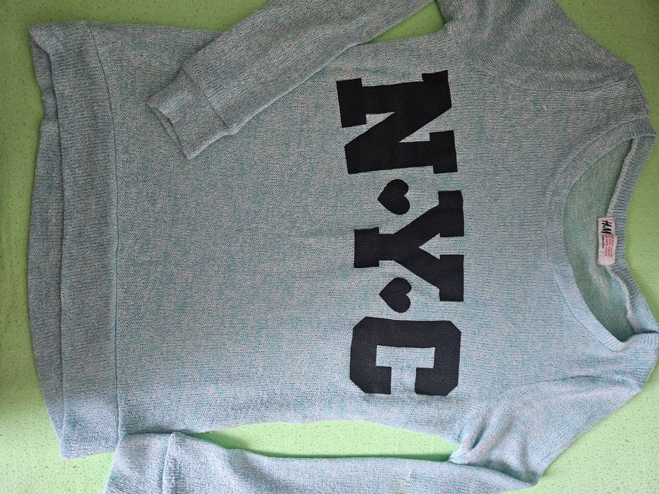 Niebieski sweterek h&m roz. 10-12 roz. 146/152 brokat