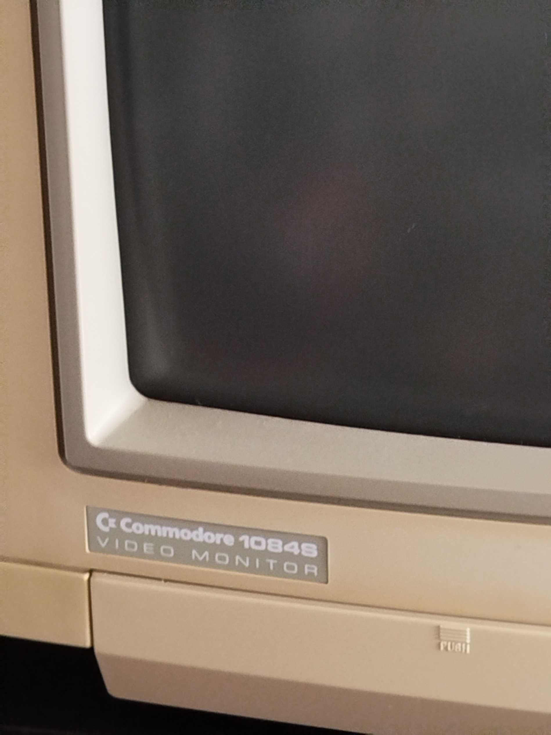 Interruptor para monitores Commodore 1084, Philips CM8833