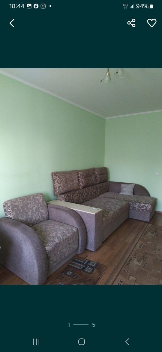 Диван , комод, прихожа