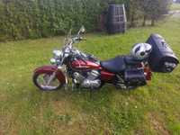 Honda Shadow 125 na kat. B tylko 10650 km . przebiegu .