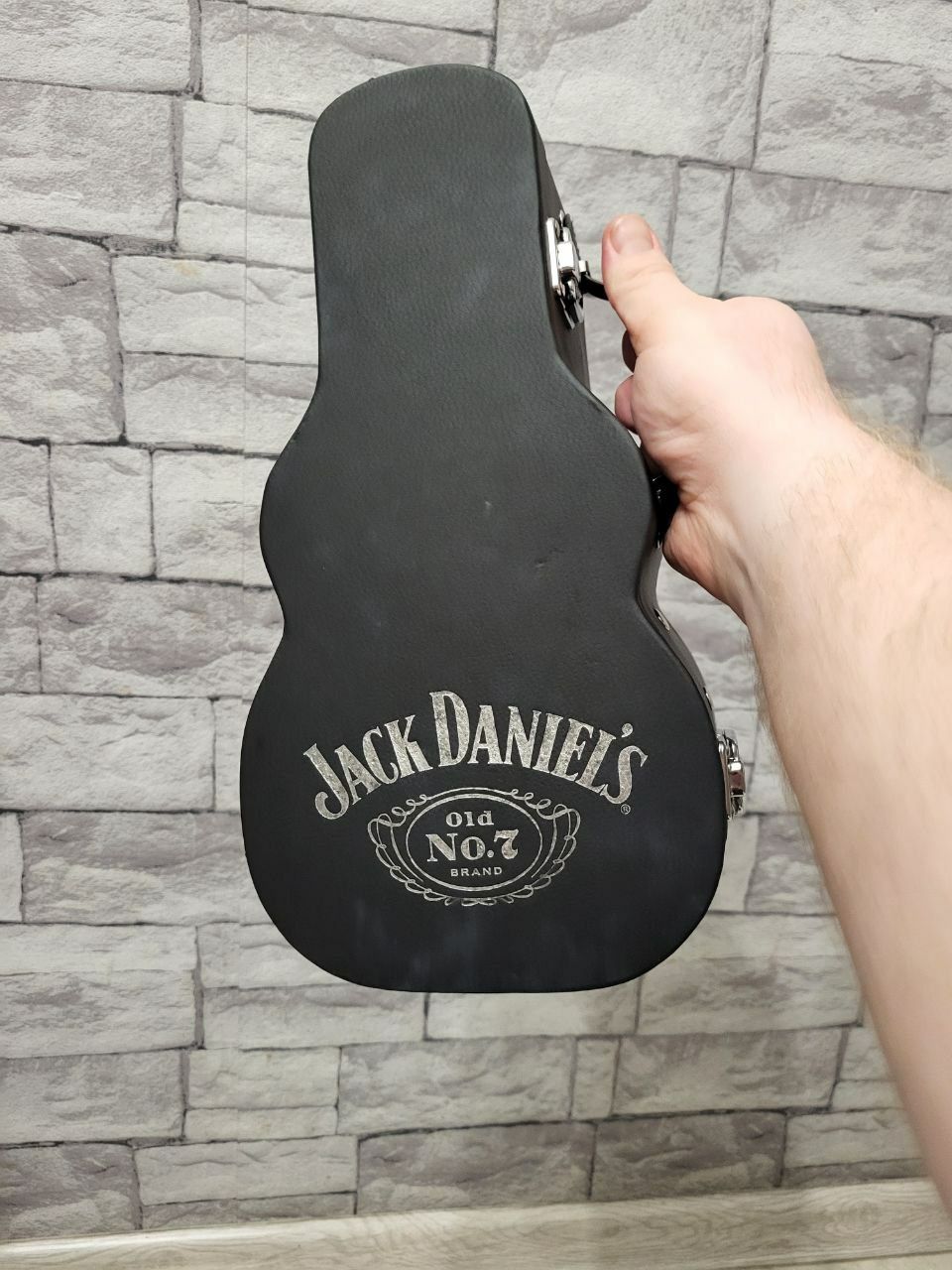 Jack Daniel's футляр гитара