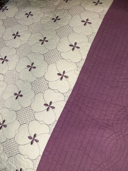 Colchas/mantas de casal trabalhadas