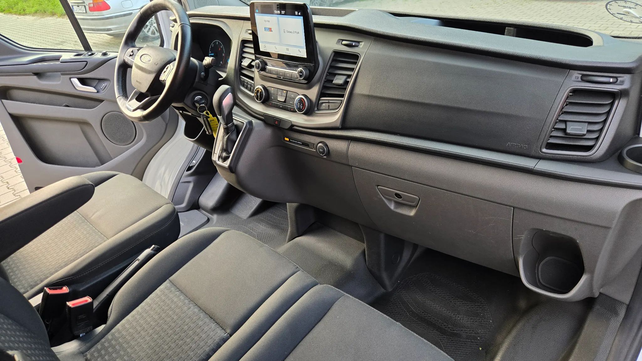 Ford transit custom  FV 23% , Apple Carplay , Led Webasto Long 2xDrzwi