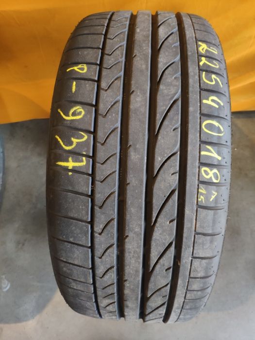 225/40/18 Bridgestone Potenza RE050A  Run-flat pojedynka 1 szt