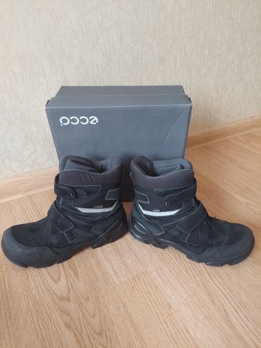 Сапоги ботинки Ecco 35