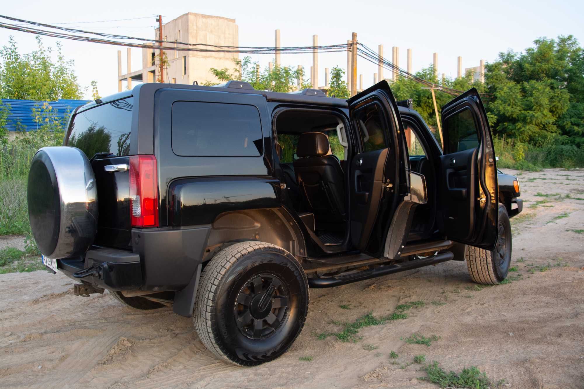 Настоящий Внедорожник Hummer H3 (рамный джип)