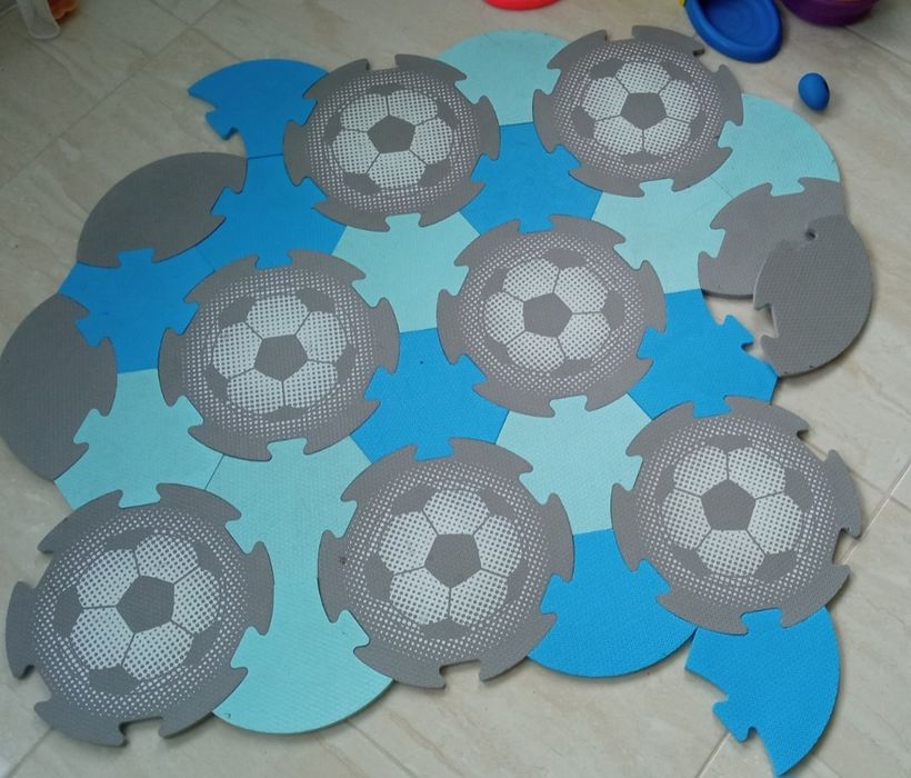 Puzzle piankowe piłki