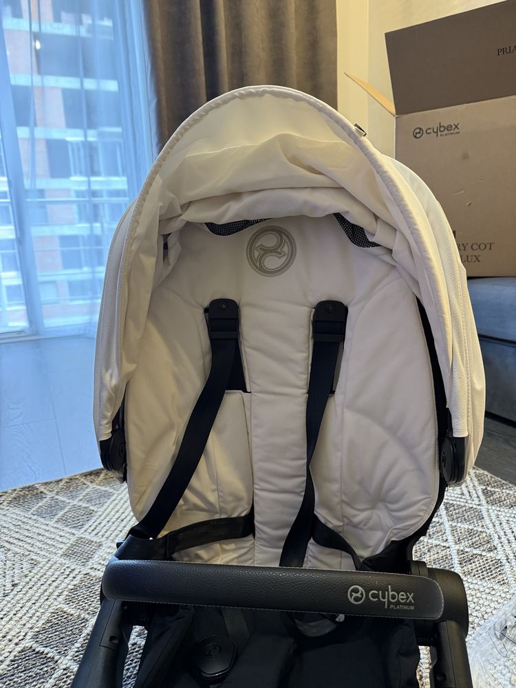 Дитяча прогулка cybex