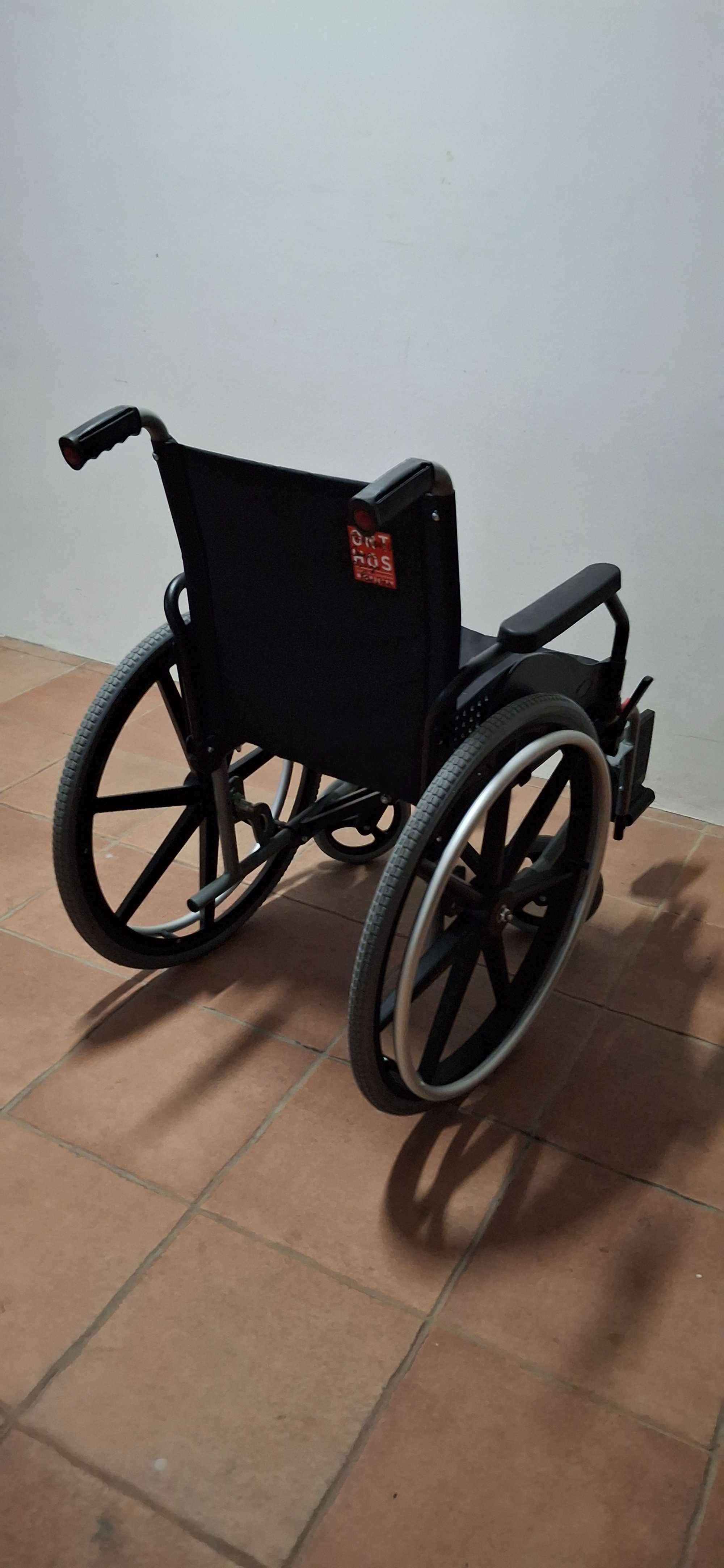 Cadeira de rodas Marca ORTHOS