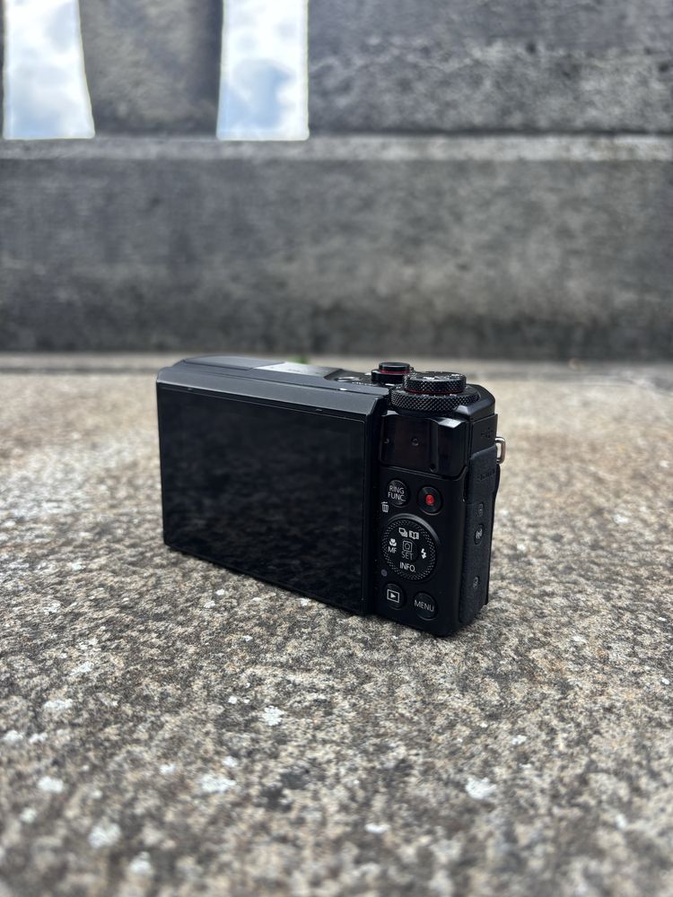 Canon g7x mark II