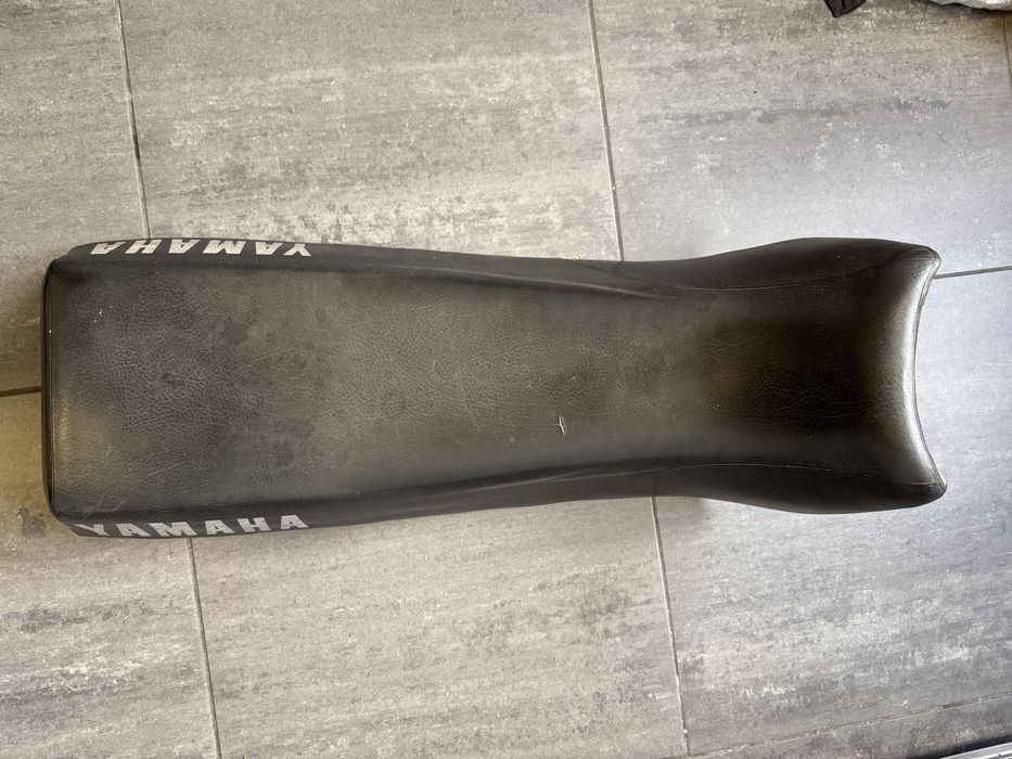 Banco Yamaha XT 350 Preto Original