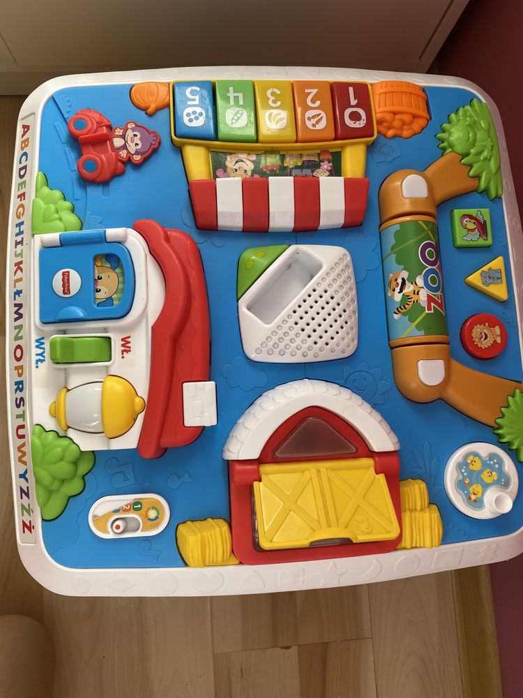 Stolik edukacyjny fisher price