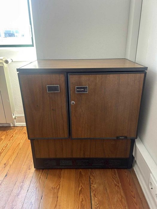 Frigobar antigo Philips