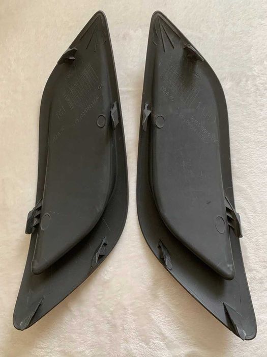 Накладки  переднього  бампера   Ford  Fokus 2 (2004-2011)