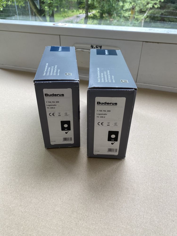 Regulator Buderus Logamatic TC100 ze szklanym frontem