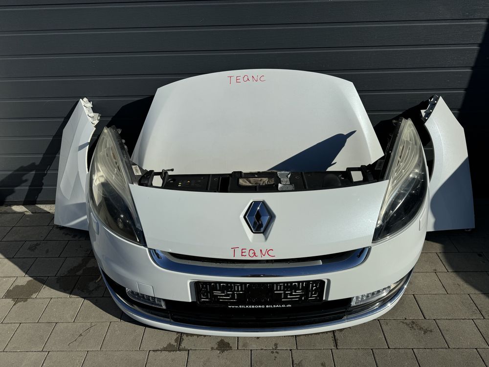 Бампер капот крило фара двері Renault Scenic 2012-2016