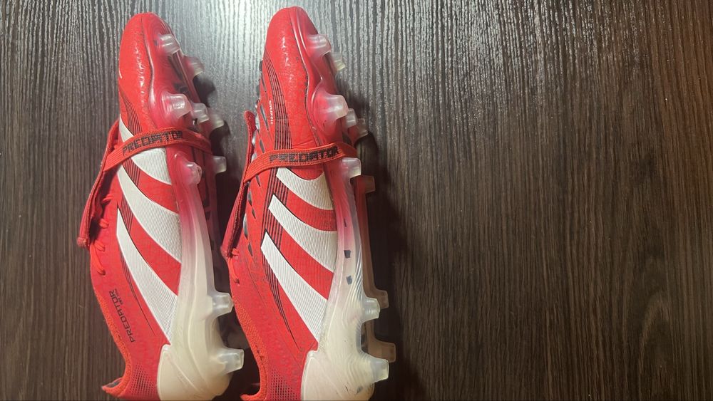 Бутсы Adidas predator