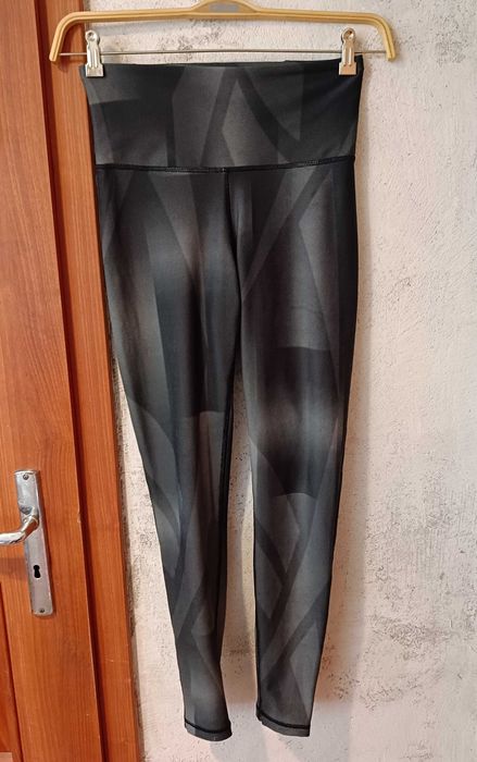 Reebok szare legginsy sportowe do ćwiczeń